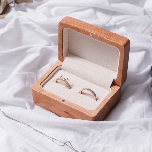 2023 Classic Elegant Vintage Luxury double ring box custom Jewelry packaging box